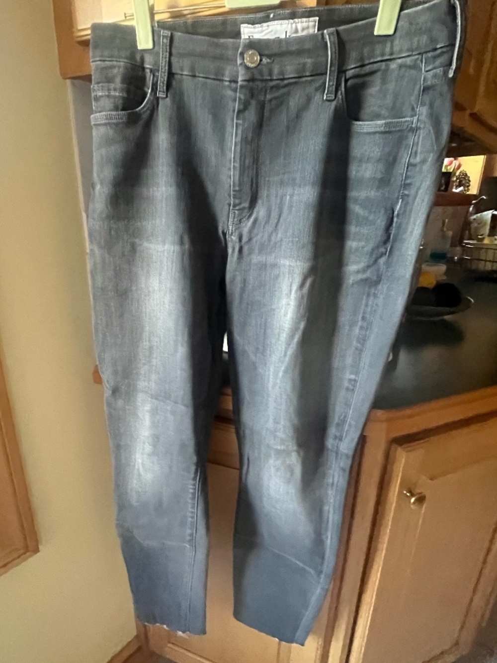 Frank & Eileen Gray Jeans, 31